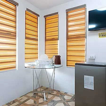 Reddoorz @ Alquiza Residences Paranaque