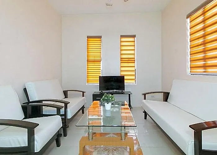 Hotel Reddoorz @ Alquiza Residences Paranaque *
