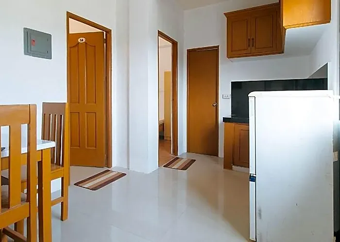 Hotel Reddoorz @ Alquiza Residences Paranaque Manila