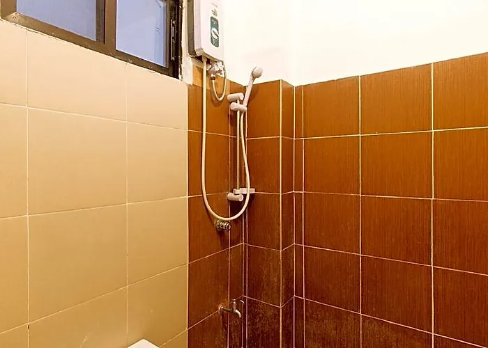 Hotel Reddoorz @ Alquiza Residences Paranaque