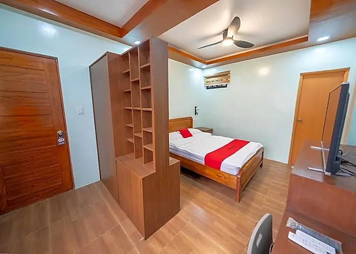 Hotel Reddoorz @ Alquiza Residences Paranaque