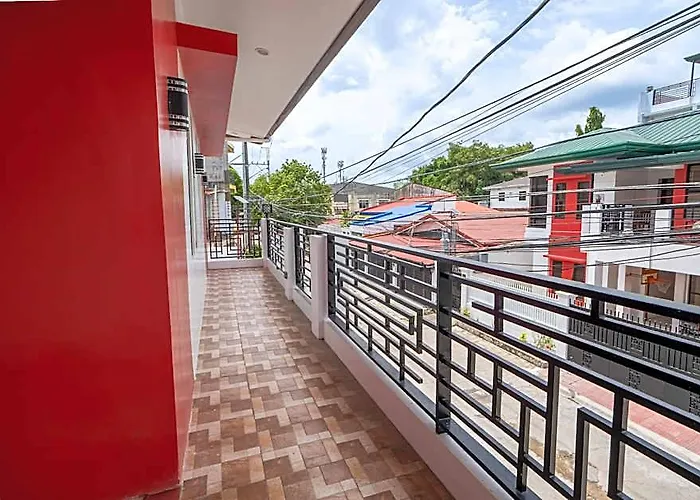 Hotel Reddoorz @ Alquiza Residences Paranaque *