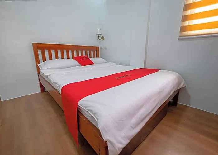 Reddoorz @ Alquiza Residences Paranaque * Manila