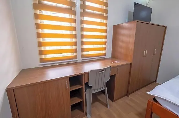 Hotel Reddoorz @ Alquiza Residences Paranaque Manila