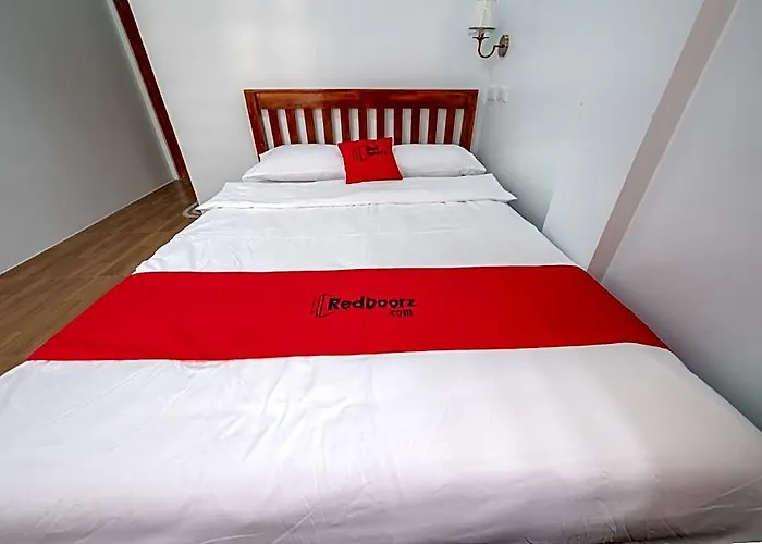 Reddoorz @ Alquiza Residences Paranaque Hotel Manila